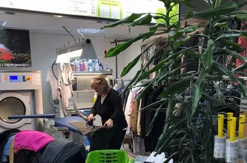 AQUA PRESSING